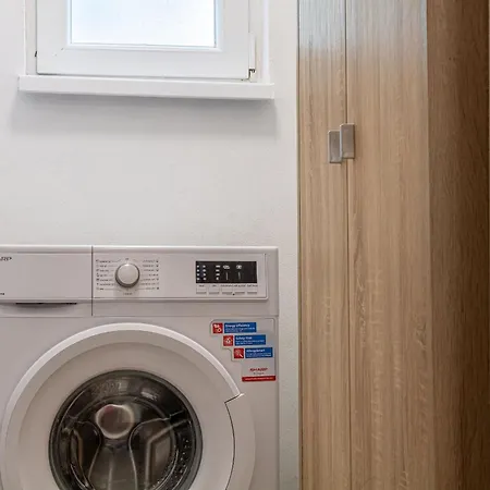 Lea Apartman Veli Jezenj