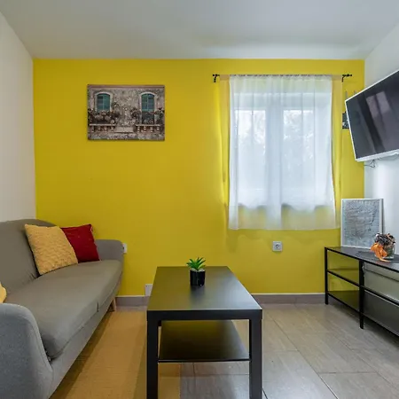 Apartman Lea